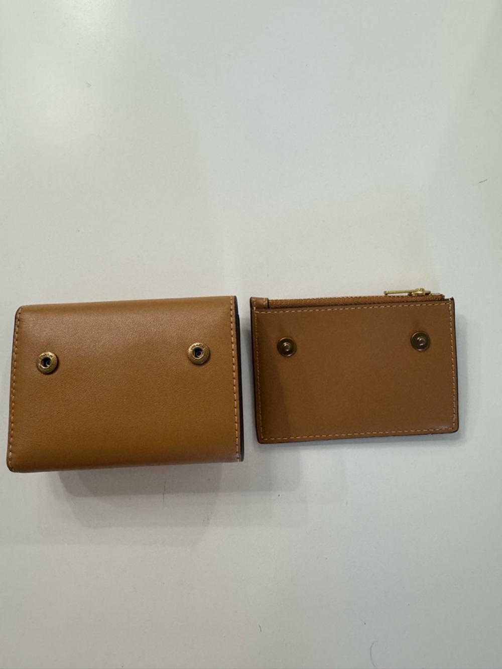 Coach Leather Trifold Wallet with Gold Accent, Honey Brown, Detachable Zip Pouch - Picture 7 of 7